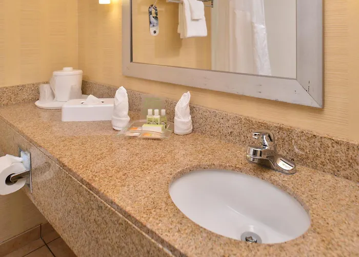 Ramada Plaza By Wyndham & Convention Center Hotel Sheridan
