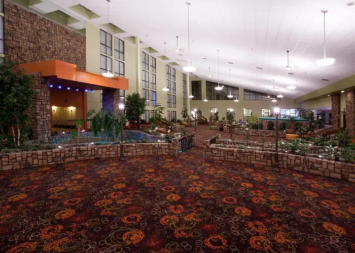 Ramada Plaza By Wyndham & Convention Center Hotel